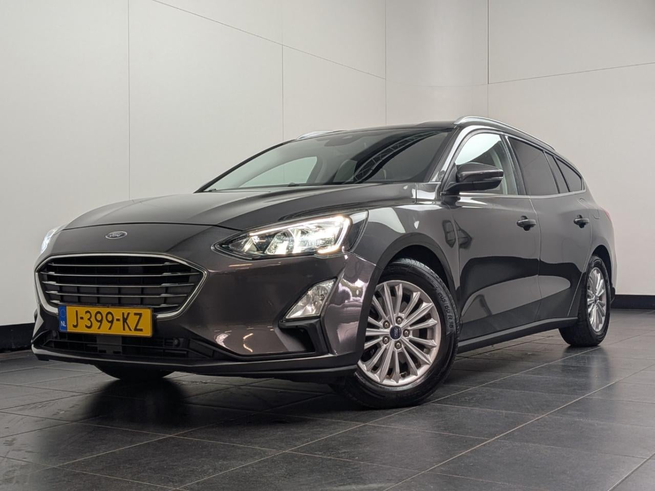 FORD Focus wagon 1.0 EBH Tit. XBns