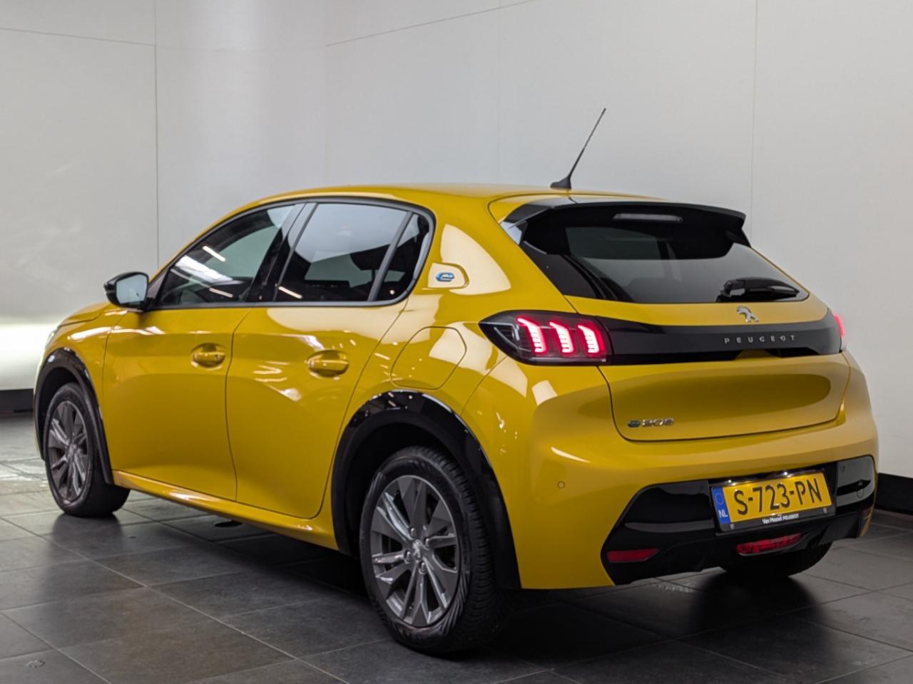 PEUGEOT e-208 Allure Pck 50 kWh photo