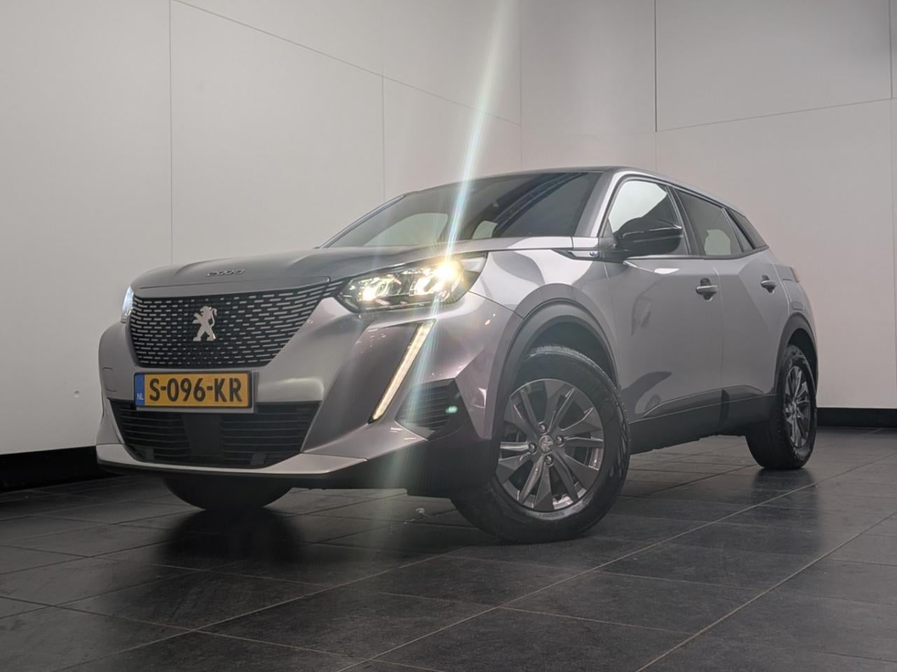 PEUGEOT e-2008 EV Act.Pack 50 kWh