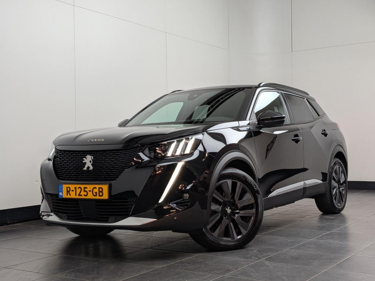 PEUGEOT e-2008 EV GT Pack 50 kWh