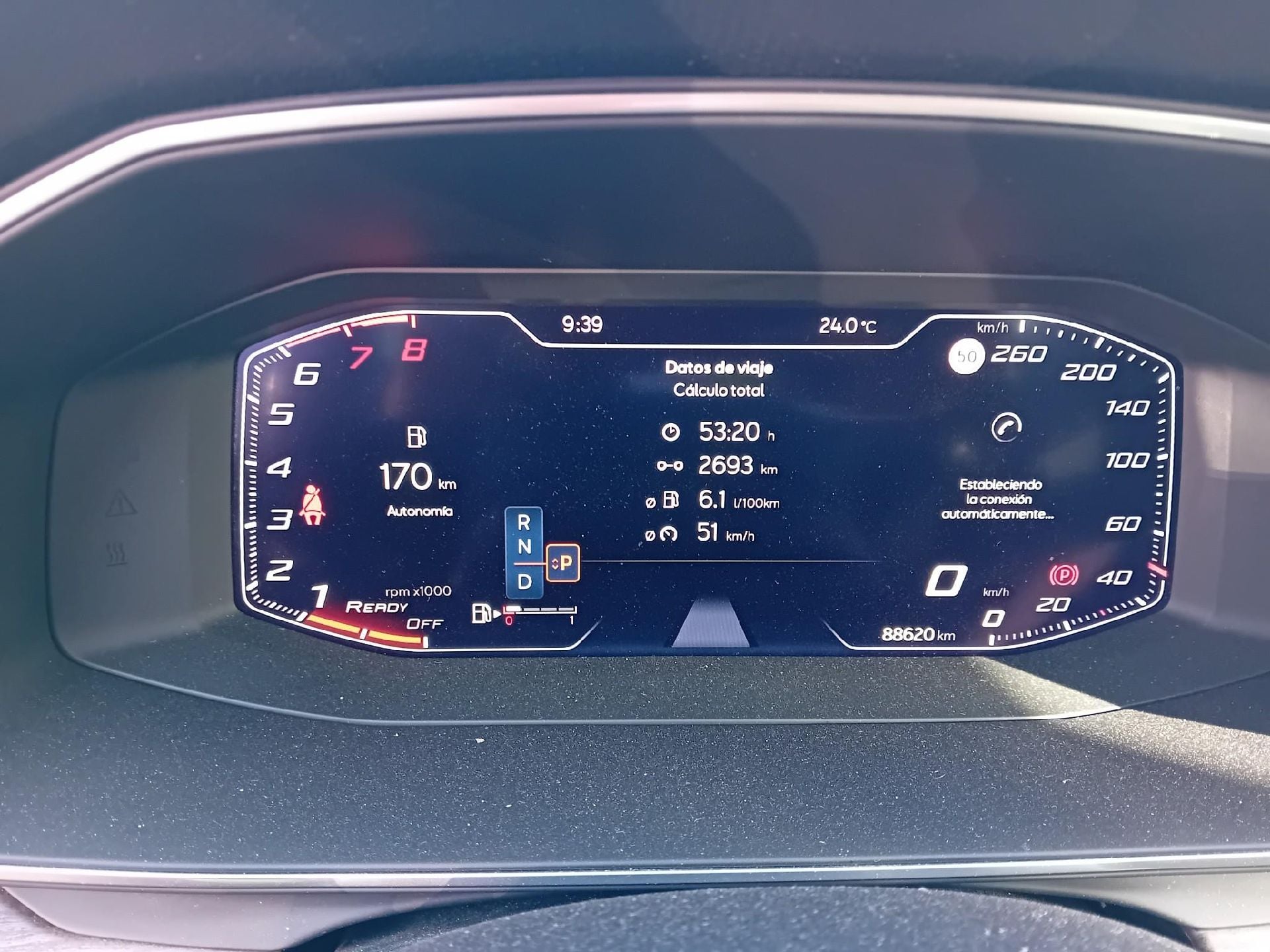 SEAT Nuevo León / 2020 / 5P / familiar SP 1.5 eTSI 110kW DSG S&S Xcellence Go L photo