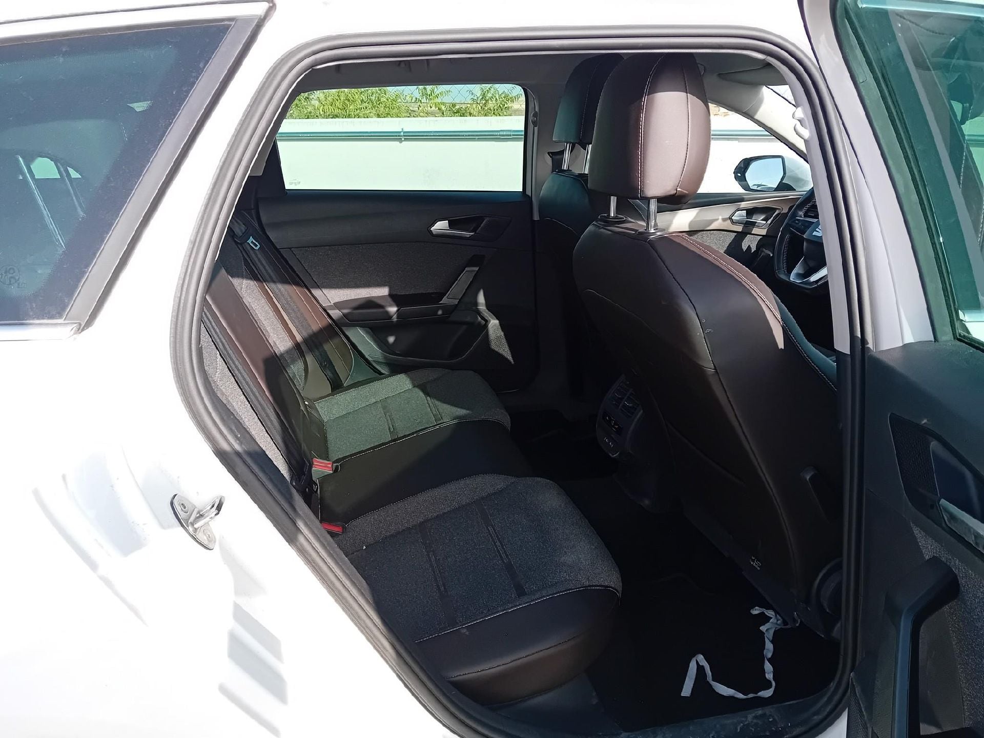 SEAT Nuevo León / 2020 / 5P / familiar SP 1.5 eTSI 110kW DSG S&S Xcellence Go L photo