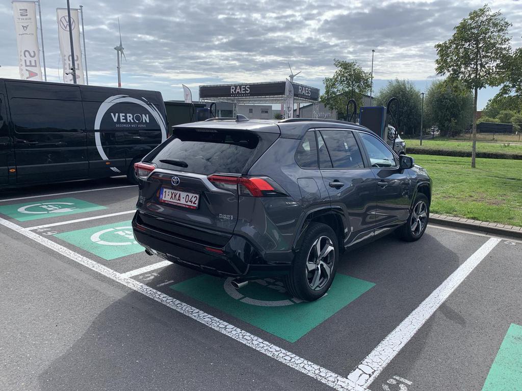 TOYOTA RAV4 PHEV 2.5i i-AWD Dynamic Plus (225 kW) photo