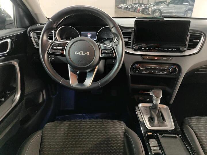 Kia XCEED XCeed 1.6 GDi PHEV DCT Business Line (PHEV) 104kW/141pk  5D/P Auto-6 photo