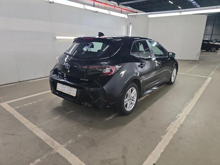 Toyota Corolla Corolla 1.8 Hybrid Dynamic e-CVT (Active Hybrid) 90kW/122pk  5D/P Auto-V photo