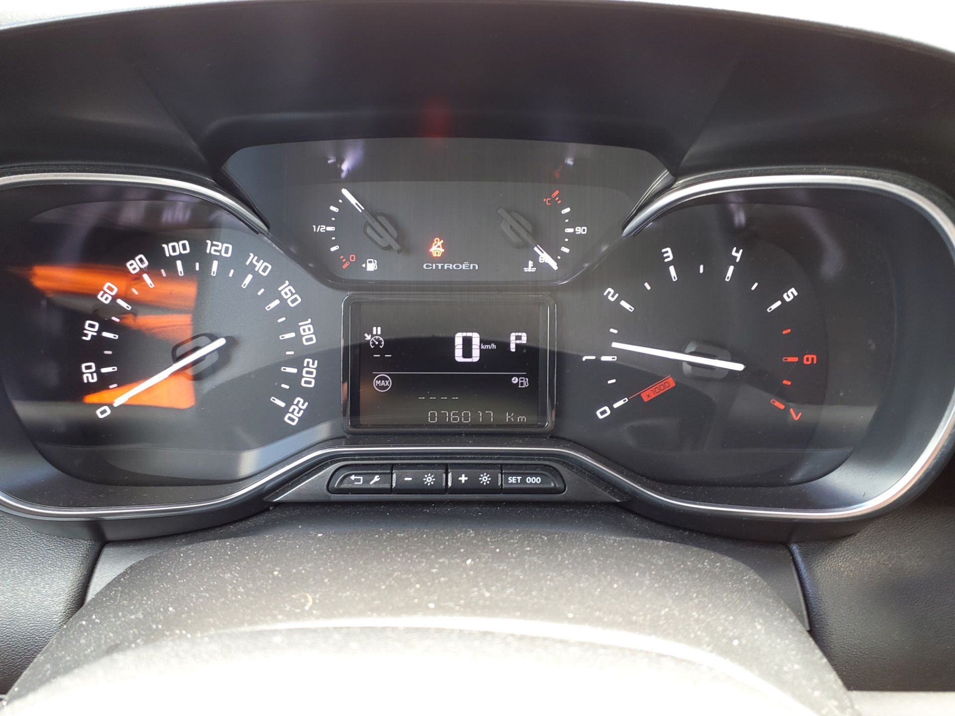 CITROËN C3 CITROËN C3 Aircross 1.2 PureTech 130 PLUS EAT photo
