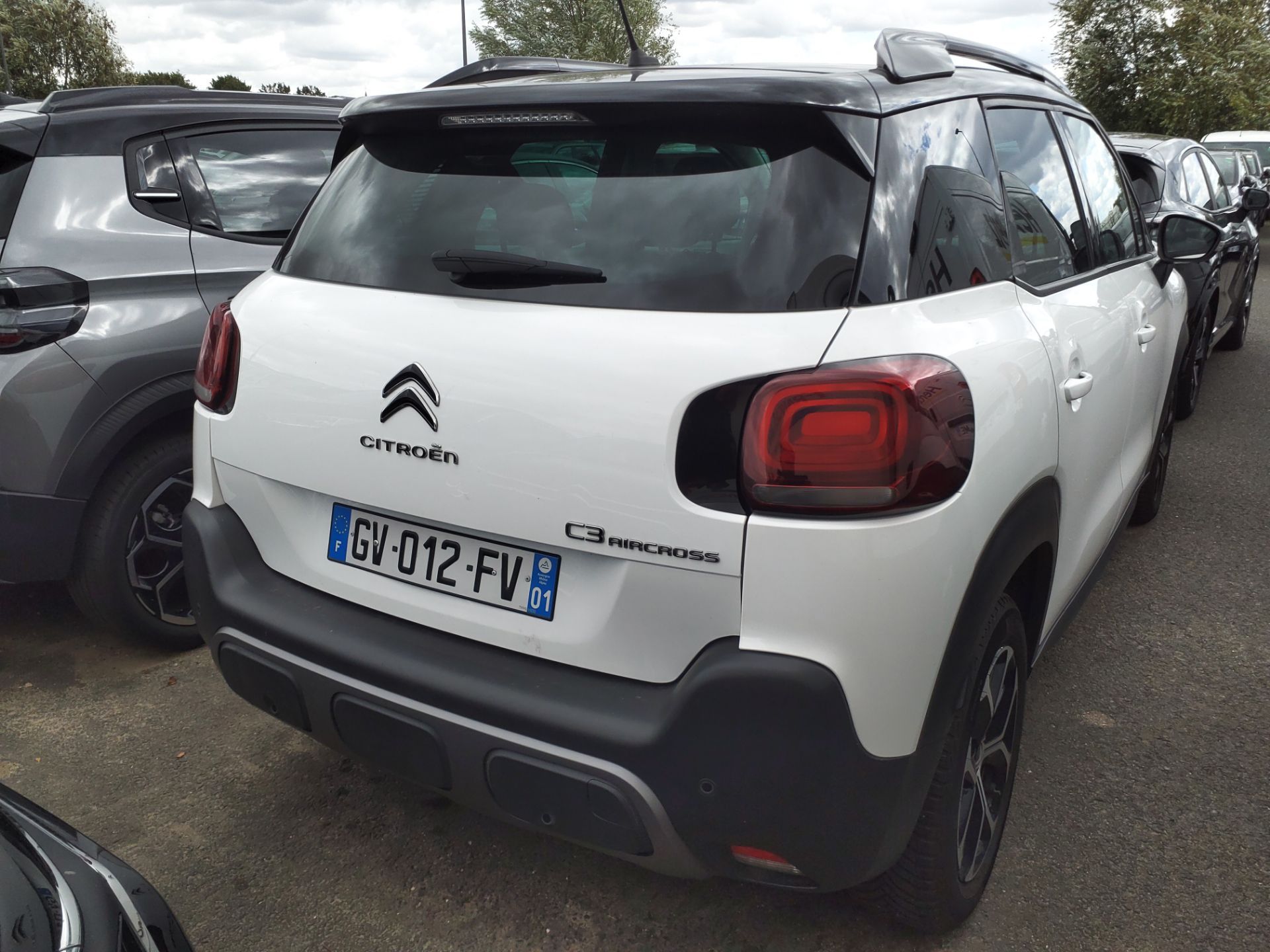 CITROËN C3 CITROËN C3 Aircross 1.2 PureTech 130 S&S EAT6 Plus photo
