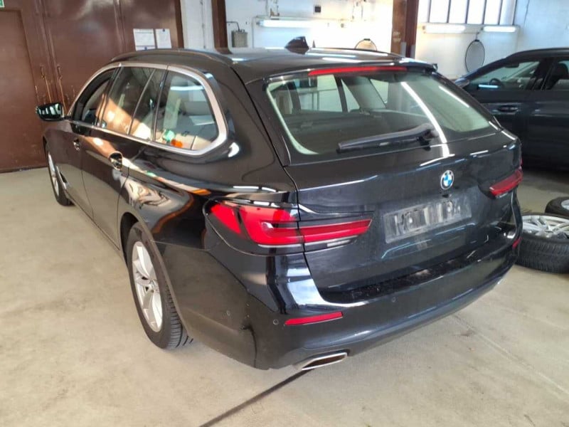 BMW 5 Touring  photo