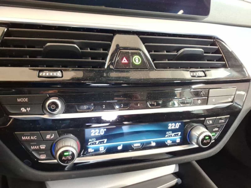 BMW 5 Touring  photo