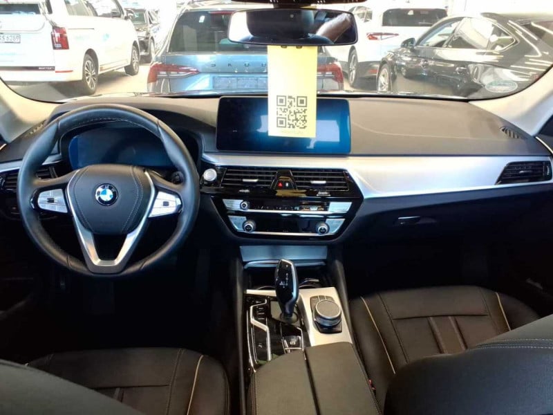 BMW 530d  photo