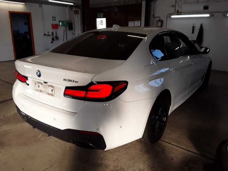 BMW 5 Limousine  photo