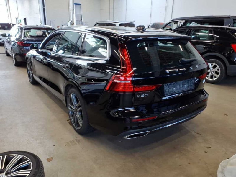 Volvo V60 photo