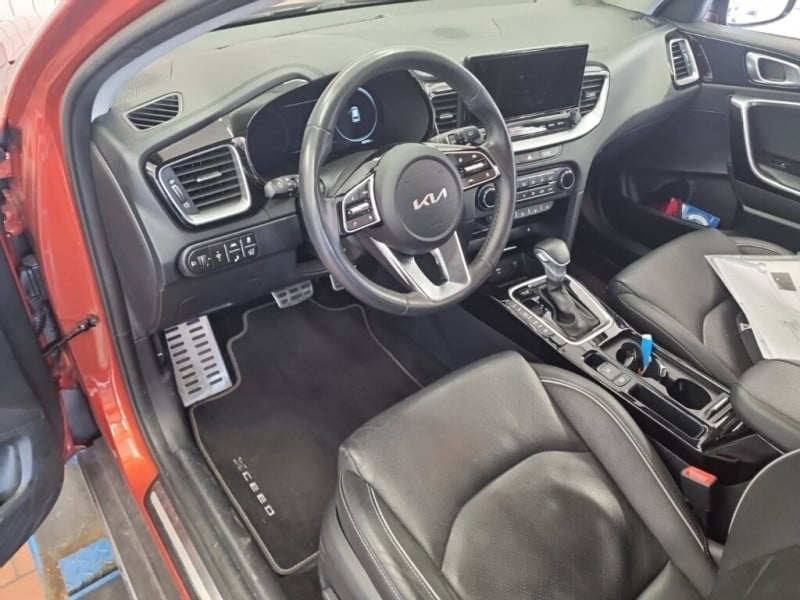 Kia XCeed photo
