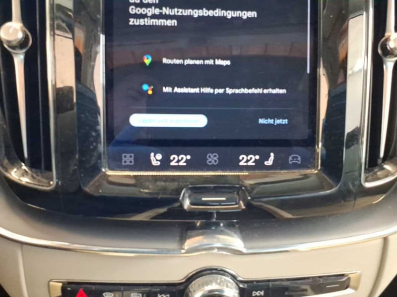 Volvo XC60 photo