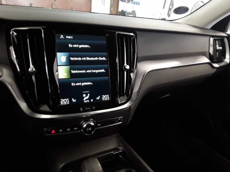 Volvo V60 photo