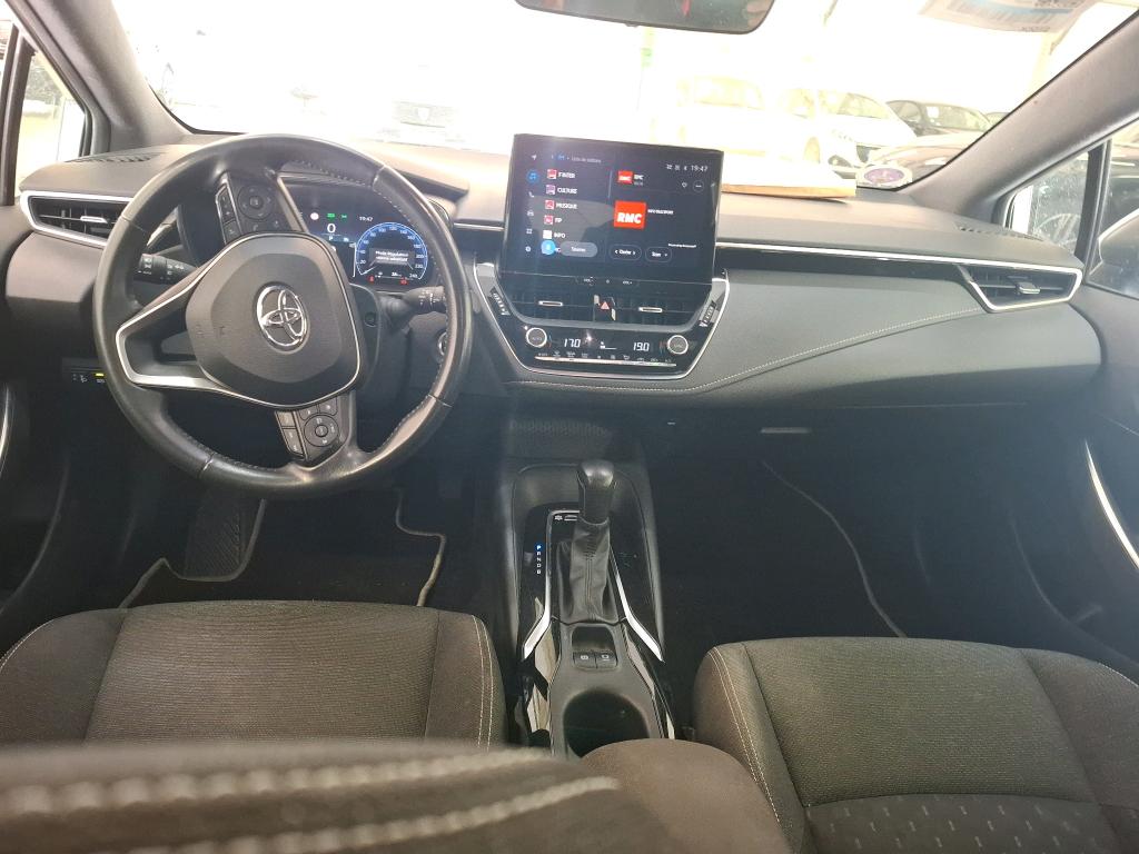 TOYOTA Corolla / 2022 / 5P / Berline Hybride 140h Dynamic photo