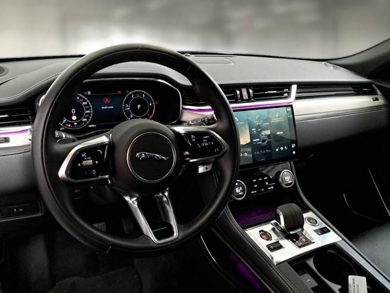 JAGUAR F-PACE / 2020 / 5P / SUV 2.0D D163 R-DYNAMIC S AUTO 4WD photo