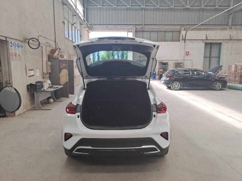 KIA XCEED / 2022 / 5P / CROSSOVER 1.6 CRDI 136 CV MHEV DCT STYLE photo