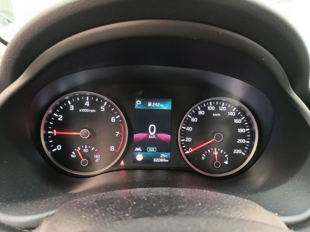 KIA Stonic 1.0 T 120 MHEV GT Line DCT 5d photo