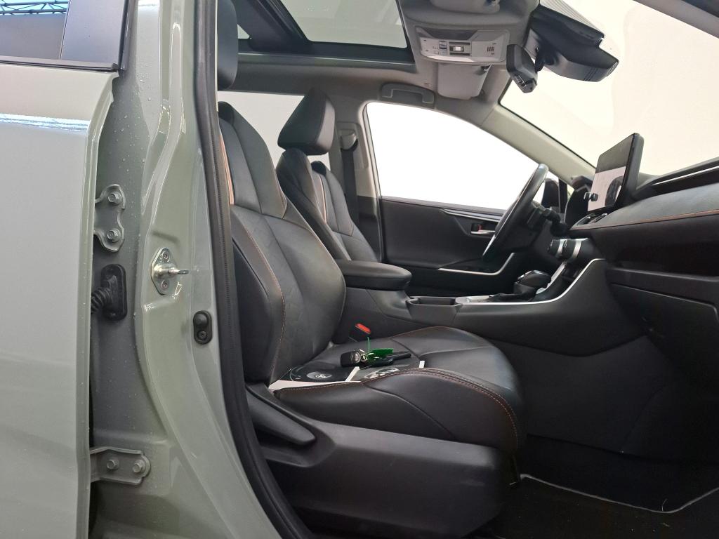 Toyota RAV4 2.5 Hybrid AWD Adventure Automaat 5d photo