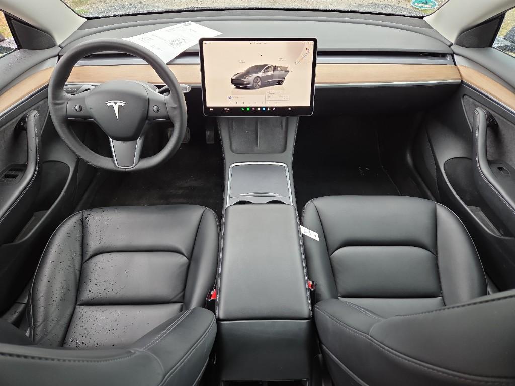 Tesla Model 3 Long Range AWD 75kWh photo