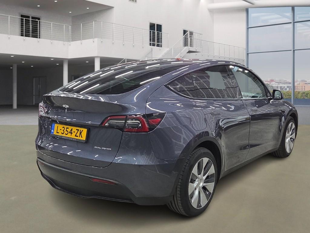 Tesla Model Y Long Range AWD 75kWh photo