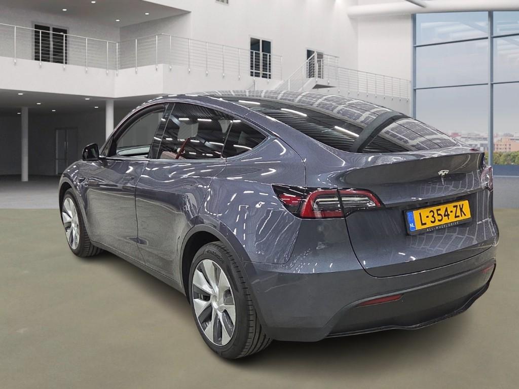 Tesla Model Y Long Range AWD 75kWh photo