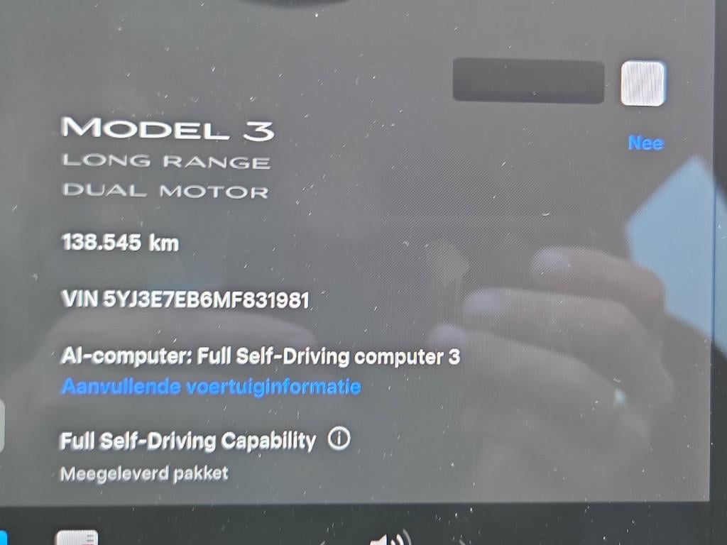 Tesla Model 3 Long Range AWD 75kWh photo