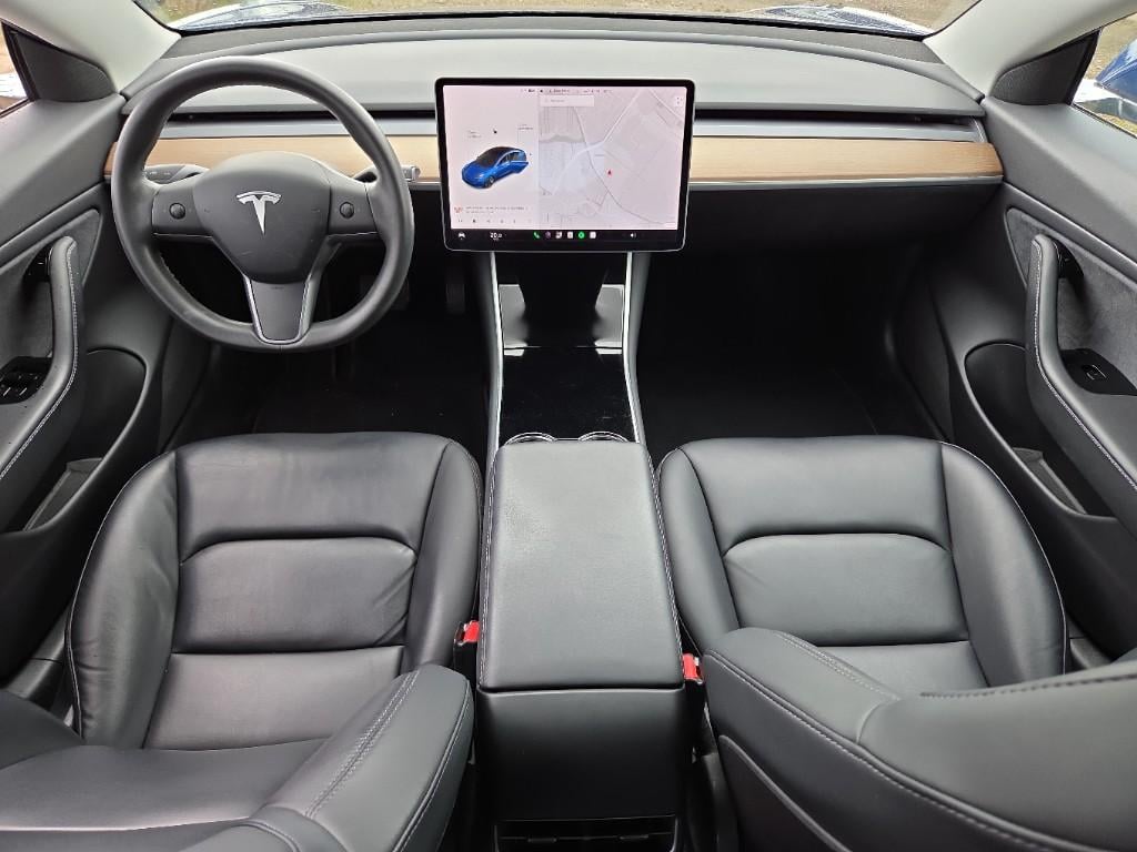 Tesla Model 3 Long Range AWD 75kWh photo