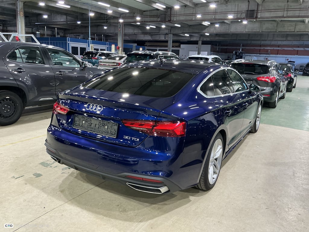 AUDI A5 2.0 30 TDI S TRONIC BUS. ED. photo