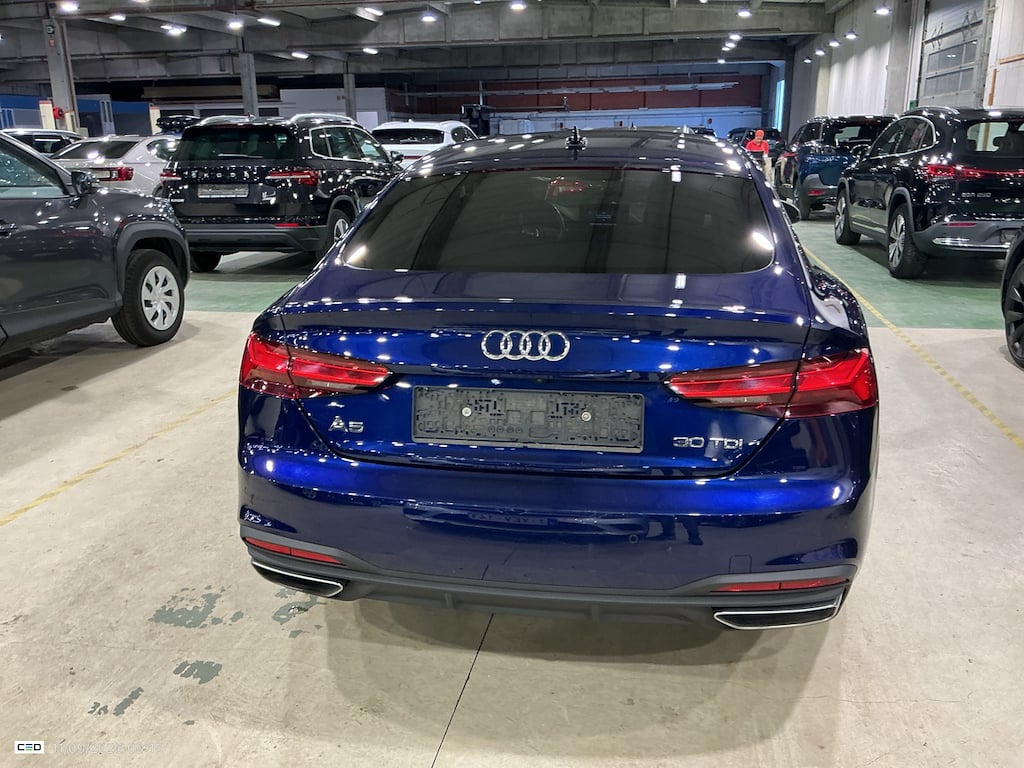 AUDI A5 2.0 30 TDI S TRONIC BUS. ED. photo