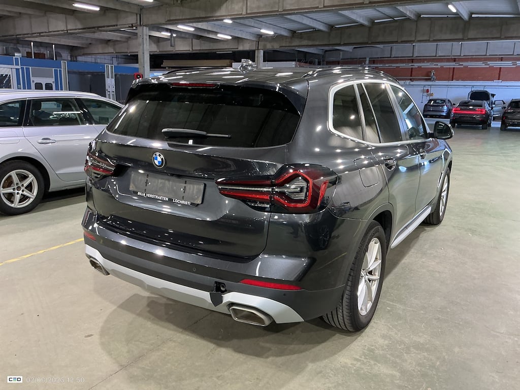 BMW X3 2.0 SDRIVE18D (100KW) AUTO photo