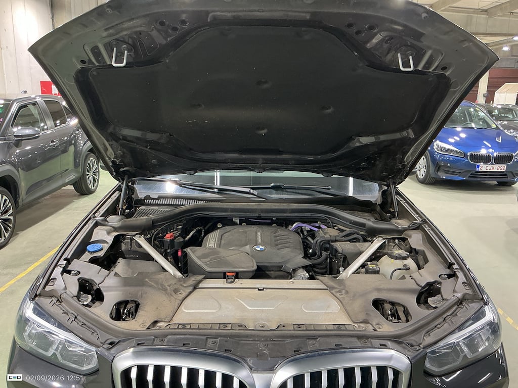 BMW X3 2.0 SDRIVE18D (100KW) AUTO photo