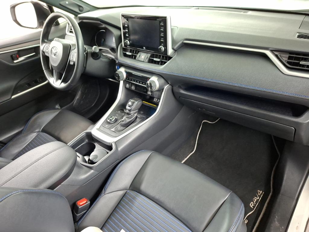 TOYOTA RAV4 2.5 Hybrid AWD Bi-Tone Automaat 5D 163kW photo