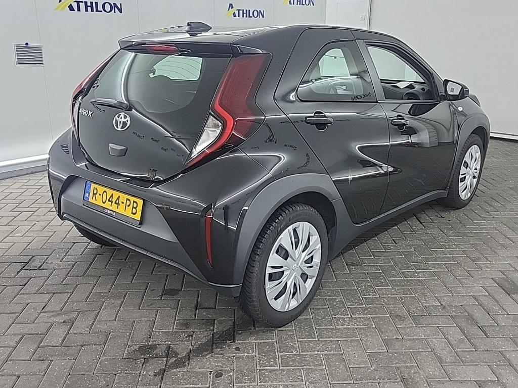 TOYOTA Aygo X 1.0 VVT-I MT play 5D 53kW photo