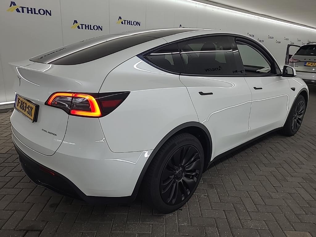Tesla Model Y Long Range Dual Motor AWD 5D 378kW photo