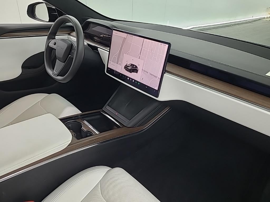 Tesla Model S Dual Motor All-Wheel Drive 5D 493kW photo