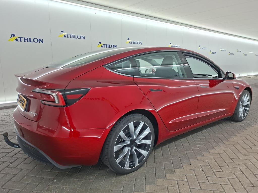 Tesla Model 3 Dual Motor All-Wheel Drive 4D 288kW photo