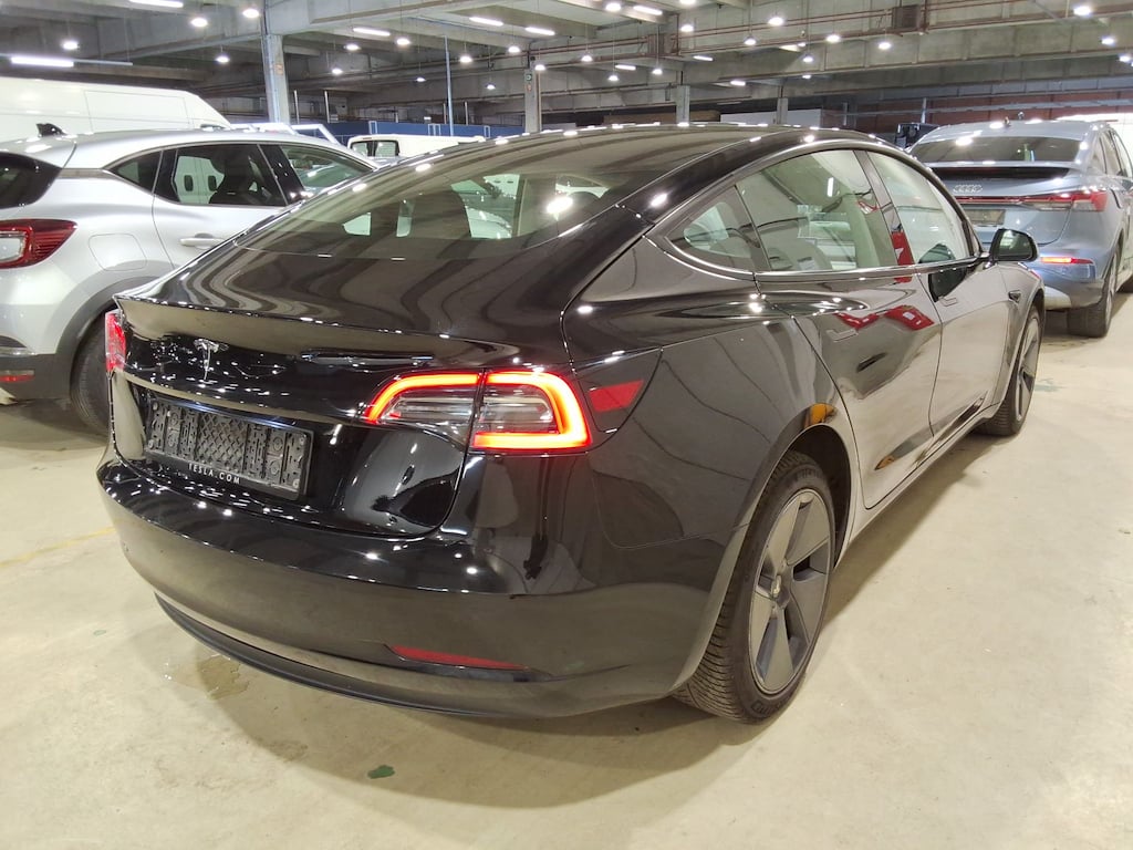 TESLA MODEL 3 BEV LONG RANGE RWD AUTO photo