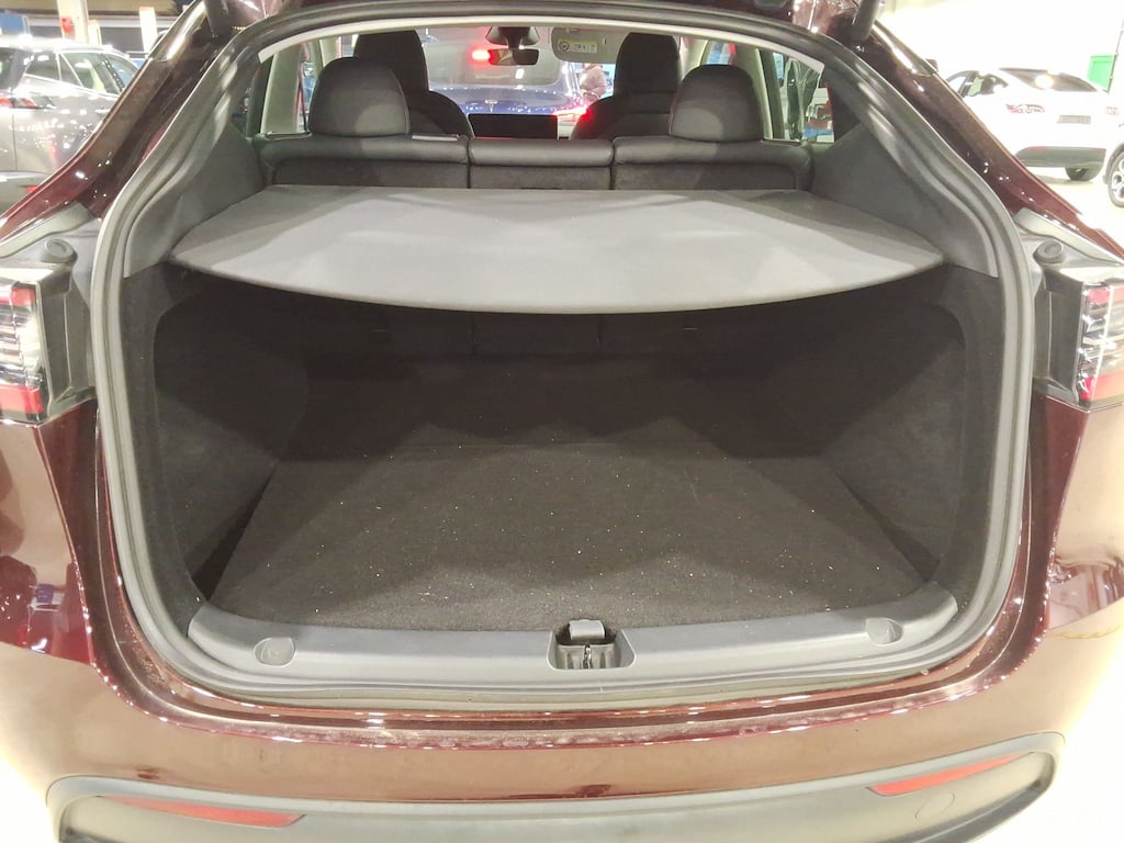 TESLA MODEL Y BEV AUTO RWD photo