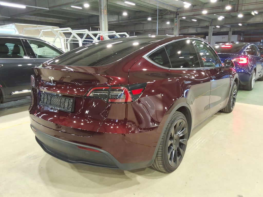 TESLA MODEL Y BEV AUTO RWD photo