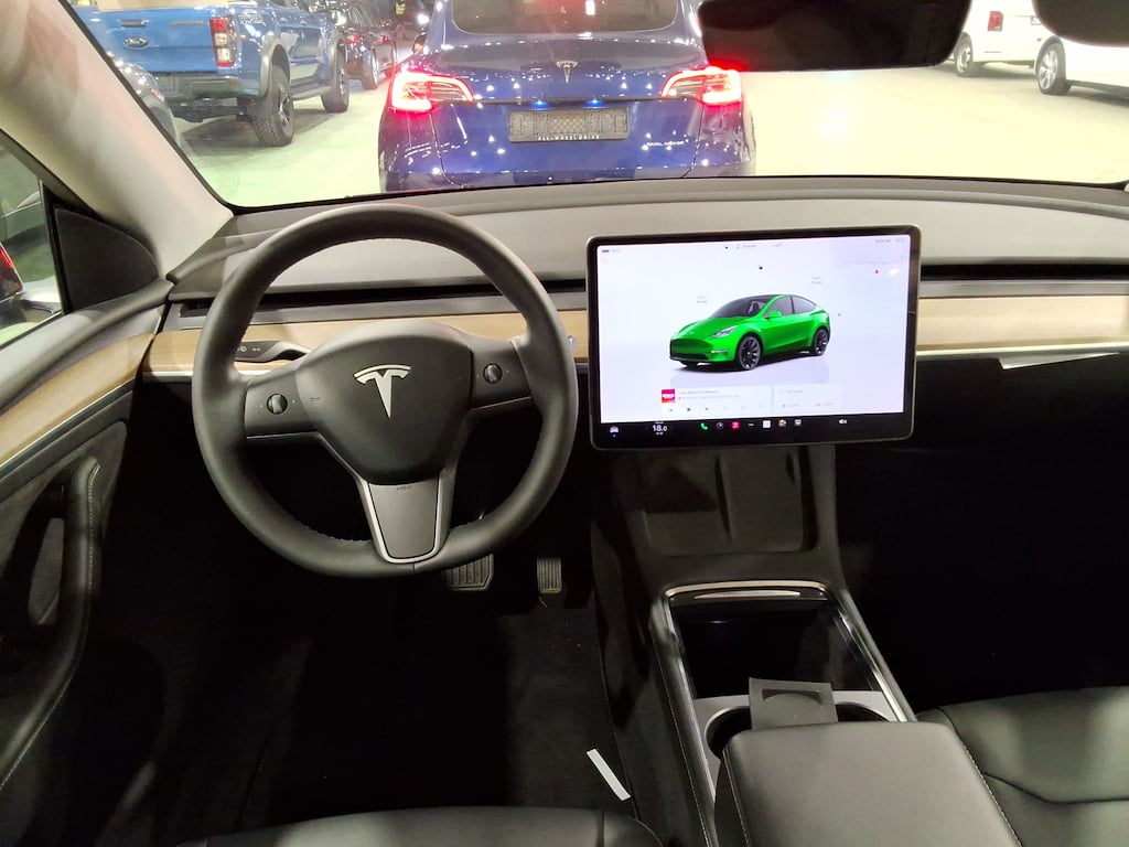 TESLA MODEL Y BEV AUTO RWD photo