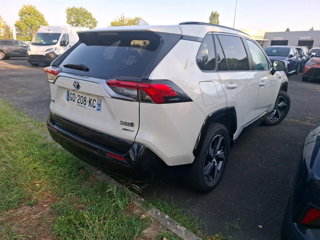 TOYOTA RAV4 Hybride / 2020 / 5P / SUV Hybrid PHEV AWD Design Business Beyond photo