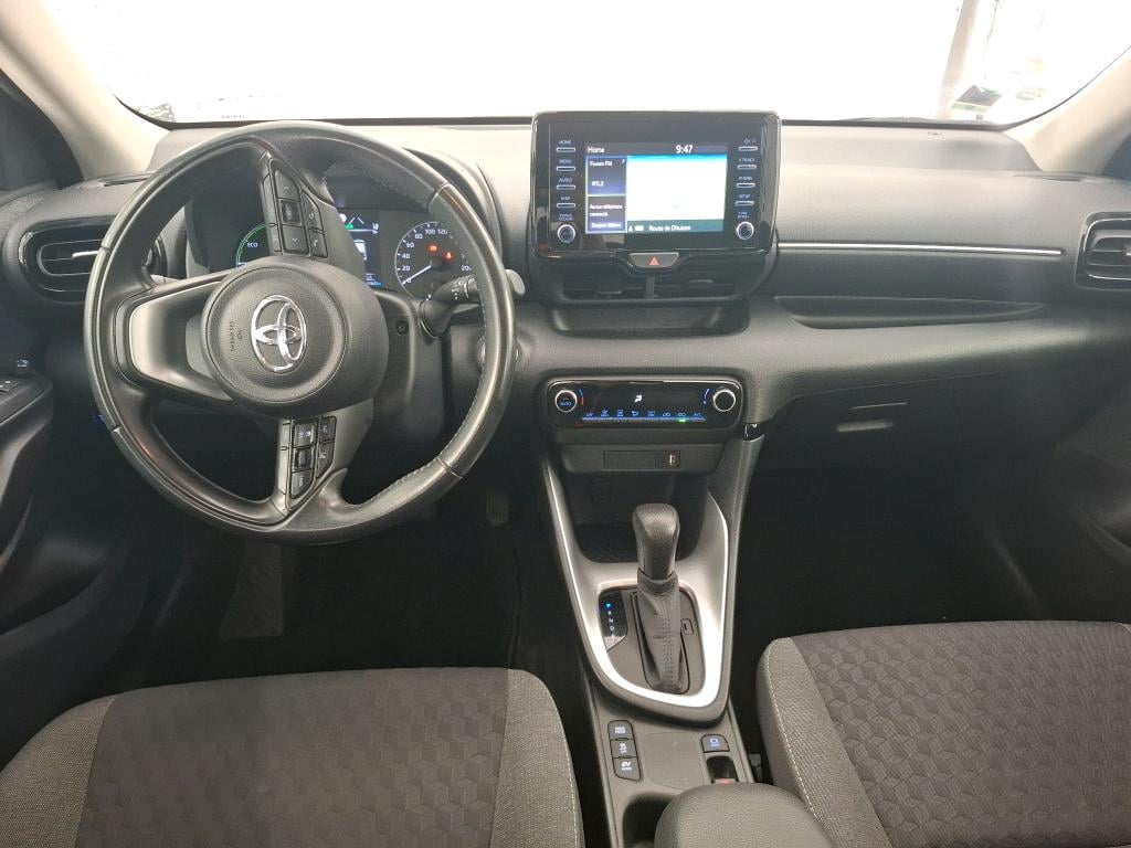 TOYOTA Yaris Hybride / 2019 / 5P / Berline Hybride 116h France Business Stage Acad photo