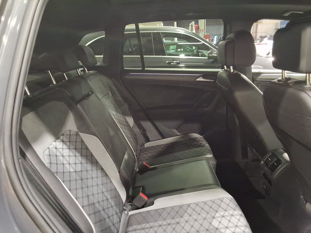 VOLKSWAGEN Tiguan 1.4 EHYBRID PLATINUM DSG photo