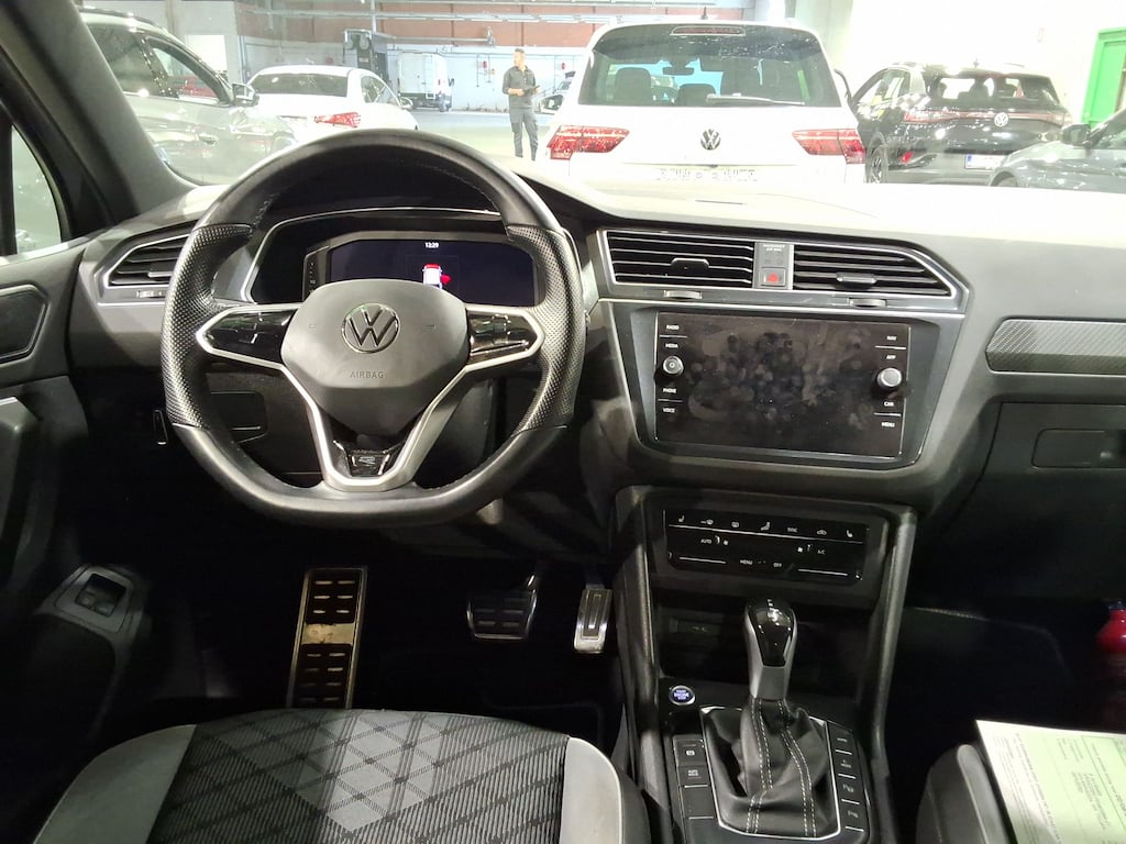 VOLKSWAGEN Tiguan 1.4 EHYBRID PLATINUM DSG photo