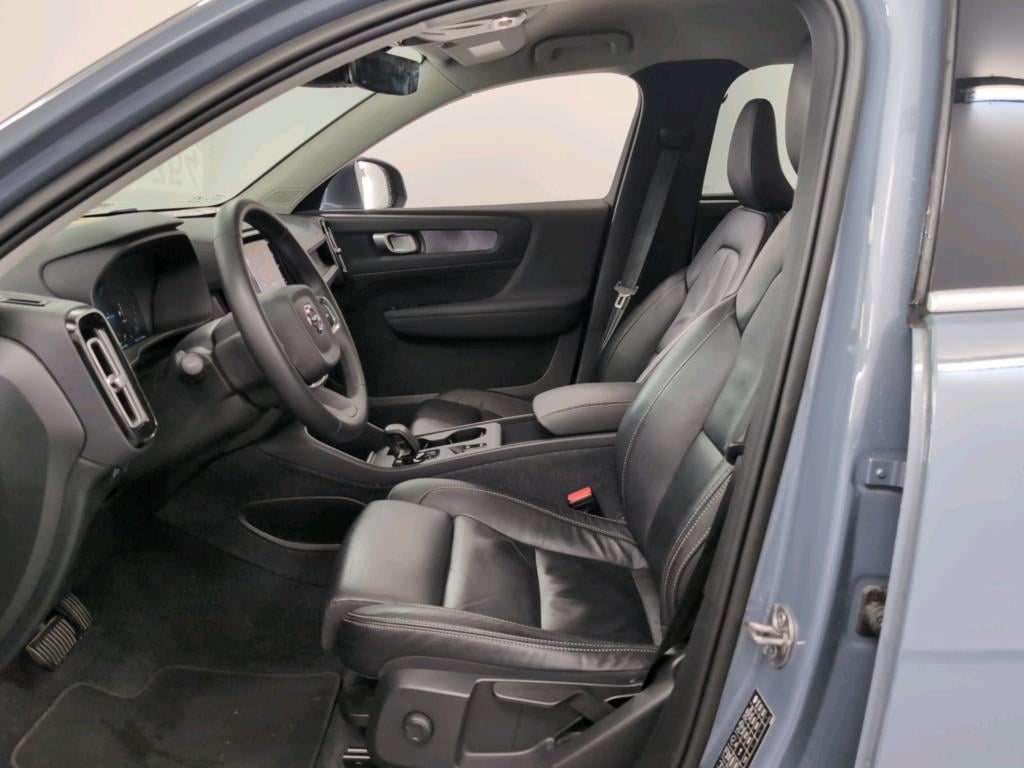 VOLVO XC40 1.5 T4 PHEV CORE DCT photo