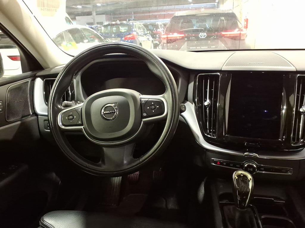 VOLVO XC60 DIESEL - 2017 2.0 D3 Momentum Pro AdBlue photo