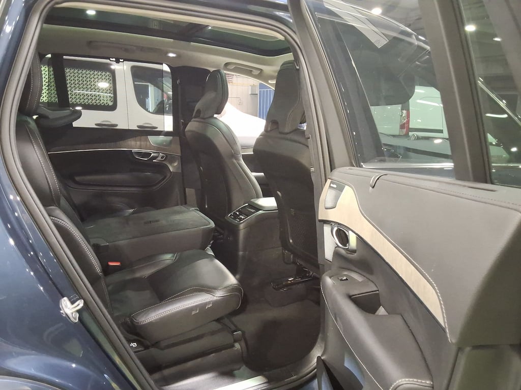 VOLVO XC90 2.0 T8 PHEV ULTIMATE BRIGHT 4WD photo