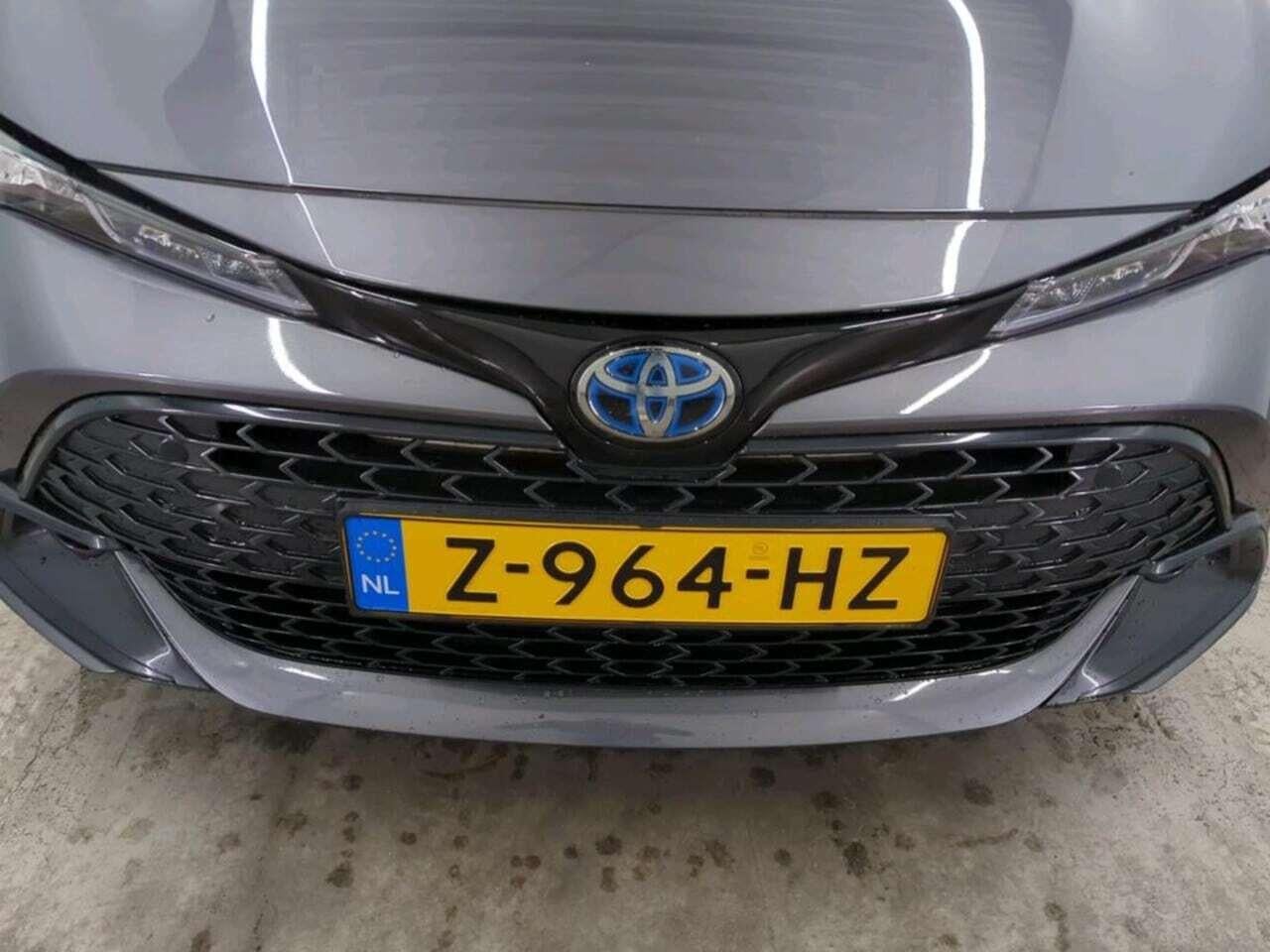 TOYOTA Corolla Touring Sports Hybrid 140 Active photo